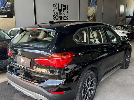 BMW-X1-2.0 16V TURBO ACTIVEFLEX SDRIVE20I X-LINE 4P AUTOMÁTICO BMW-X1-2019