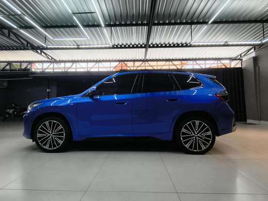 BMW-X1-2024
