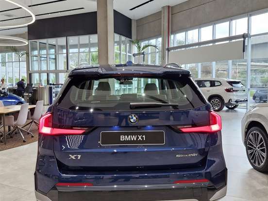 BMW-X1-2.0 16V TURBO GASOLINA SDRIVE20I X-LINE STEPTRONIC BMW-X1-2026