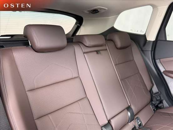 BMW-X1-2024