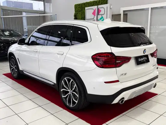 BMW-X3-2021