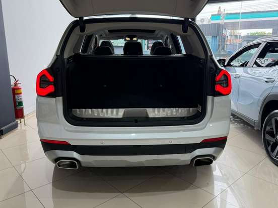 BMW-X3-2022