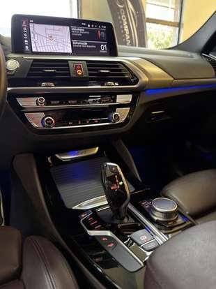 BMW-X4-2021
