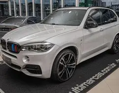 BMW X5 3.0 4X4 M50D I6 TURBO DIESEL 4P AUTOMÁTICO BMW X5 3.0 4X4 M50D I6 TURBO DIESEL 4P AUTOMÁTICO