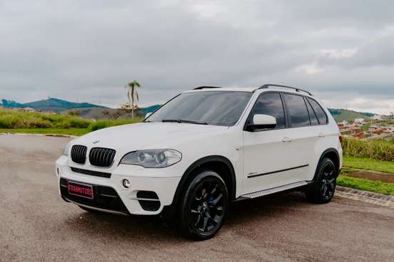 BMW-X5-2011