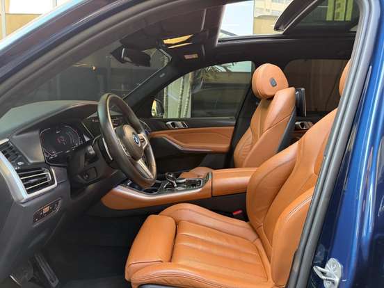 BMW-X5-2021