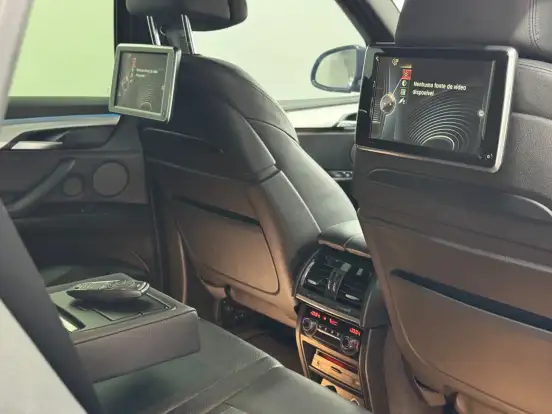 BMW-X5-2015