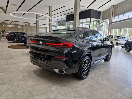 BMW-X6-3.0 TWINPOWER GASOLINA XDRIVE40I M SPORT DARK EDITION AUTOMÁTICO BMW-X6-2026