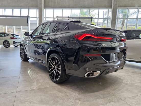 BMW-X6-2026