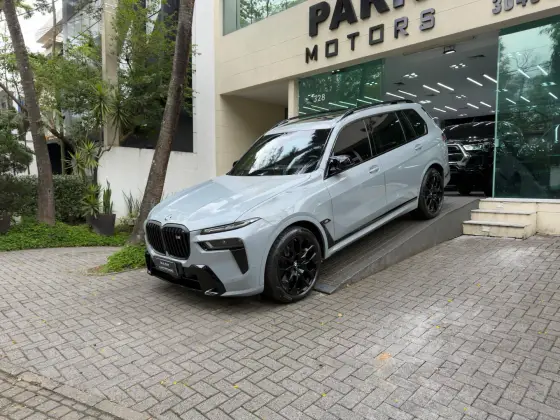 BMW X7 4.4 V8 GASOLINA M60i STEPTRONIC