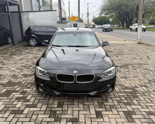 BMW-320i-2013
