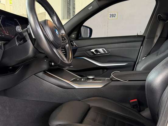BMW-320i-2.0 16V TURBO FLEX M SPORT AUTOMÁTICO BMW-320i-2023