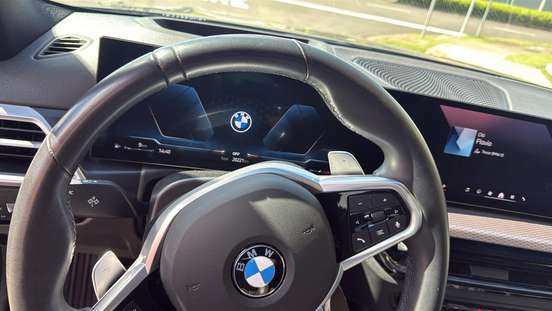 BMW-320i-2025
