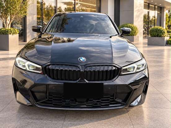 BMW-320i-2023