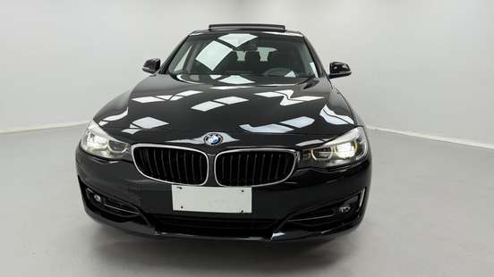 BMW-320i-2016