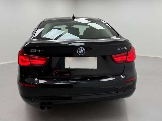 BMW-320i-2.0 GT SPORT 16V TURBO GASOLINA 4P AUTOMÁTICO BMW-320i-2016