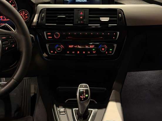 BMW-320i-2.0 SPORT 16V TURBO ACTIVE FLEX 4P AUTOMÁTICO BMW-320i-2017