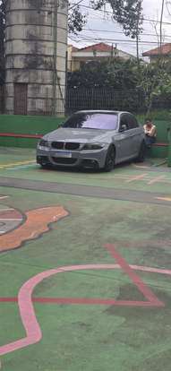 BMW-335i-2008