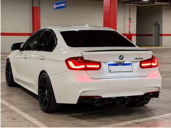 BMW-335i-2012