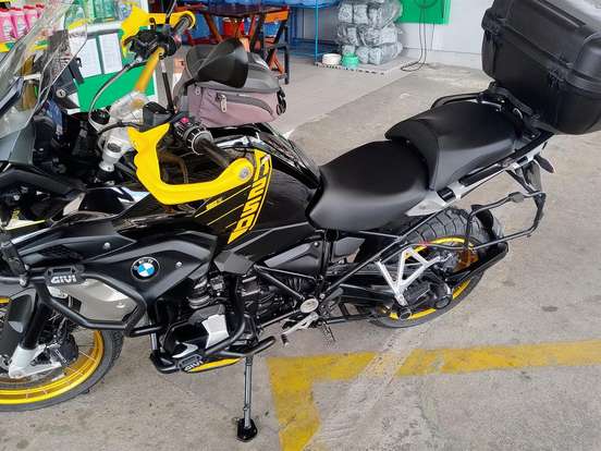 BMW-R 1250 GS PREMIUM 40 ANOS BMW-R 1250 GS PREMIUM 40 ANOS-2021
