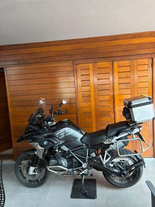 BMW-R 1250 GS PREMIUM TRIPLE BLACK-2023