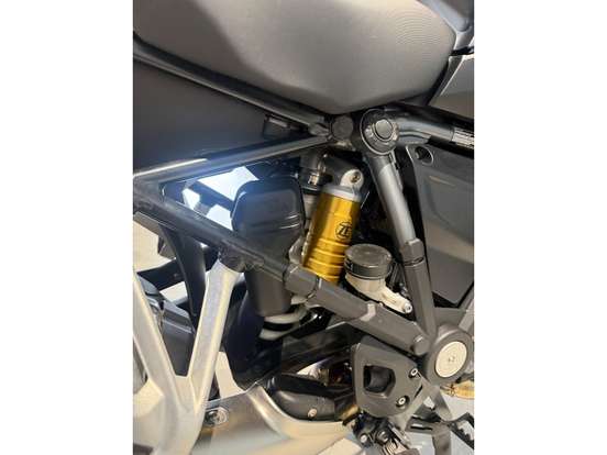 BMW-R 1250 GS PREMIUM TRIPLE BLACK BMW-R 1250 GS PREMIUM TRIPLE BLACK-2023