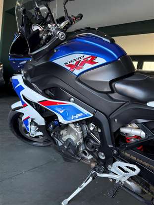 BMW-S 1000 XR-2019
