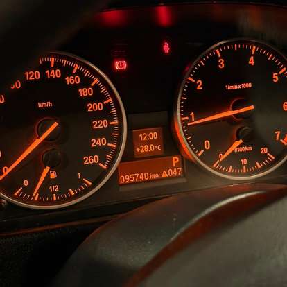 BMW-X1-2.0 16V GASOLINA SDRIVE18I 4P AUTOMÁTICO BMW-X1-2011