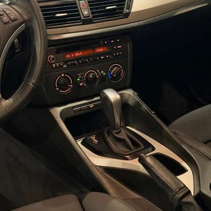 BMW-X1-2.0 16V GASOLINA SDRIVE18I 4P AUTOMÁTICO BMW-X1-2011