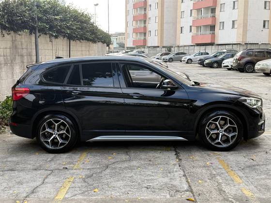 BMW X1 2.0 16V TURBO ACTIVEFLEX SDRIVE20I X-LINE 4P AUTOMÁTICO