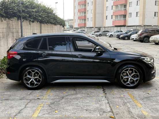 BMW-X1-2018