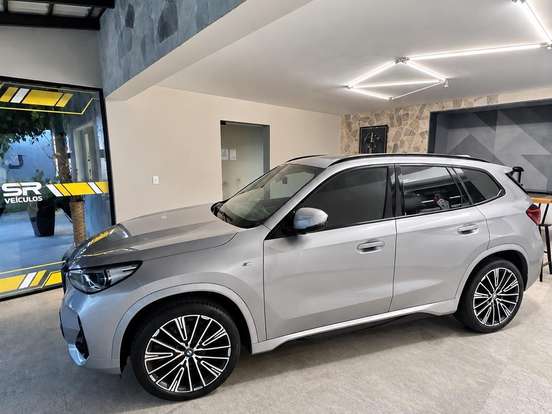 BMW-X1-2.0 16V TURBO GASOLINA SDRIVE20I M SPORT STEPTRONIC BMW-X1-2023