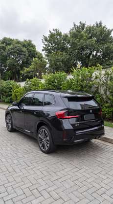 BMW-X1-2024