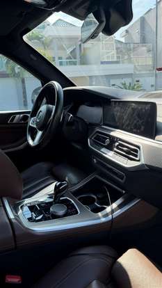 BMW-X5-2021