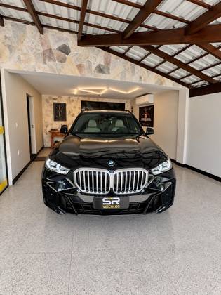 BMW X5 3.0 I6 TURBO HÍBRIDO XDRIVE50E M SPORT AUTOMÁTICO