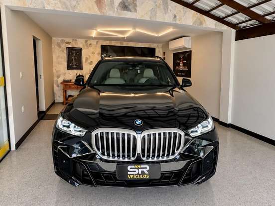 BMW-X5-3.0 I6 TURBO HÍBRIDO XDRIVE50E M SPORT AUTOMÁTICO BMW-X5-2024