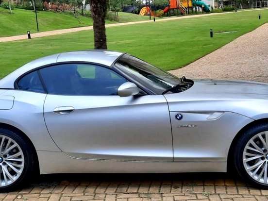 BMW-Z4-2.5 I6 GASOLINA SDRIVE23I AUTOMÁTICO BMW-Z4-2010