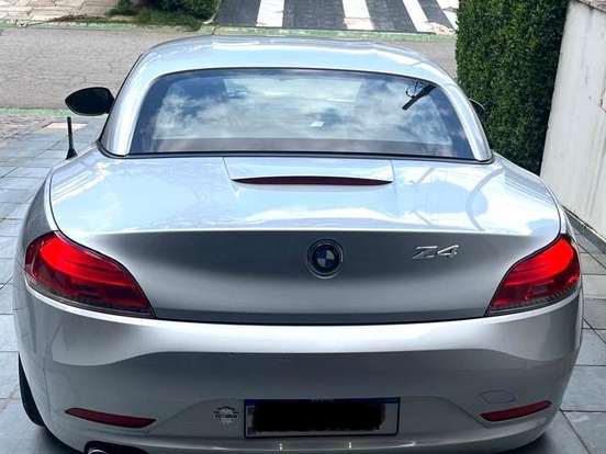 BMW-Z4-2.5 I6 GASOLINA SDRIVE23I AUTOMÁTICO BMW-Z4-2010