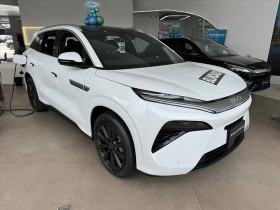 BYD ATTO 8 1.5 TURBO PHEV AWD AUTOMÁTICO