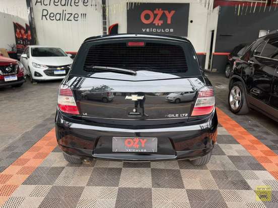 CHEVROLET-AGILE-2013