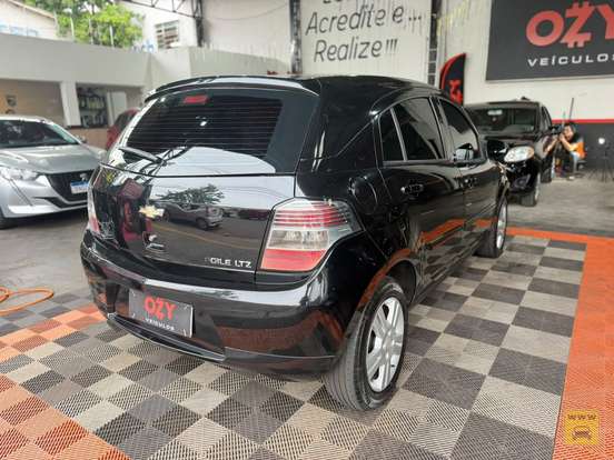 CHEVROLET-AGILE-1.4 MPFI LT 8V FLEX 4P MANUAL CHEVROLET-AGILE-2013