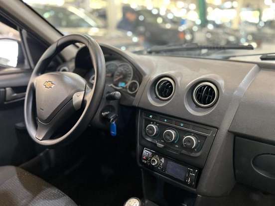 CHEVROLET-CELTA-2015