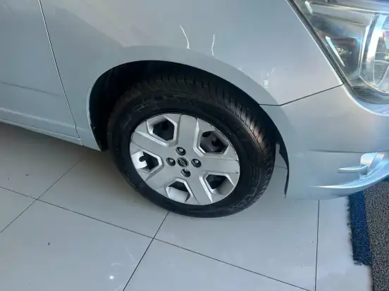 CHEVROLET-COBALT-2012