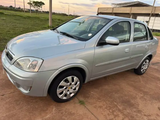 CHEVROLET CORSA 1.4 MPFI PREMIUM SEDAN 8V FLEX 4P MANUAL