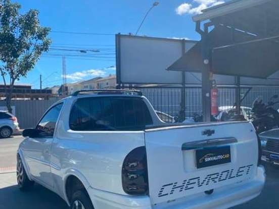CHEVROLET-CORSA-1.6 MPFI SPORT CS PICK-UP 8V GASOLINA 2P MANUAL CHEVROLET-CORSA-2002