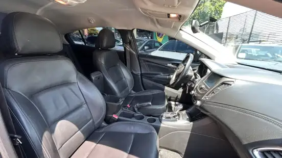 CHEVROLET-CRUZE-2017