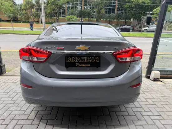 CHEVROLET-CRUZE-2022