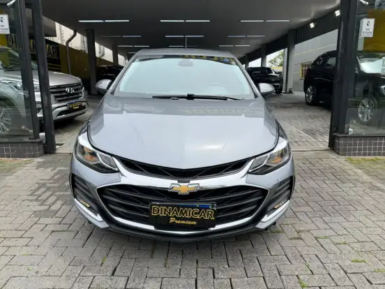 CHEVROLET-CRUZE-2022