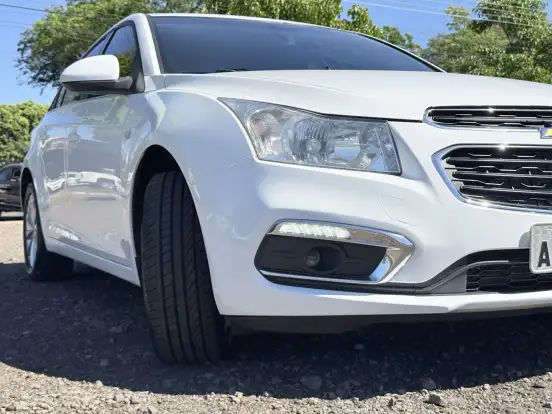 CHEVROLET-CRUZE-2015