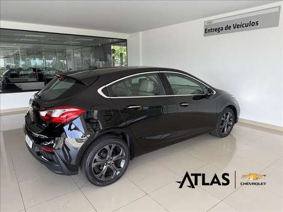 CHEVROLET-CRUZE-2017